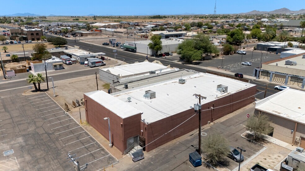313 E Monroe Ave, Buckeye, AZ à louer - Photo de l’immeuble – Image 2 sur 5