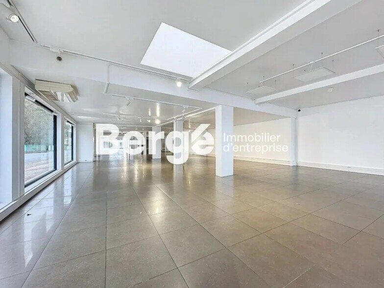 Local commercial dans Antibes à louer - Photo intérieure – Image 3 sur 6