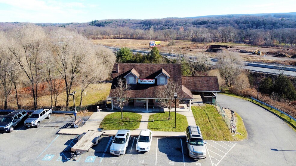 6568 Route 209, Stroudsburg, PA à louer - Photo principale – Image 1 sur 29