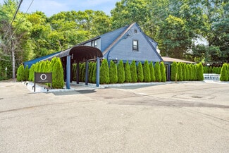Plus de détails pour 47 Montauk Hwy, East Hampton, NY - Local commercial à louer
