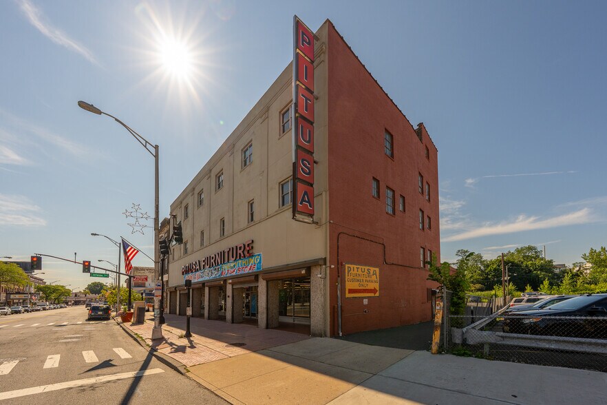 1144 Elizabeth Ave, Elizabeth, NJ à vendre - Photo de l’immeuble – Image 2 sur 29