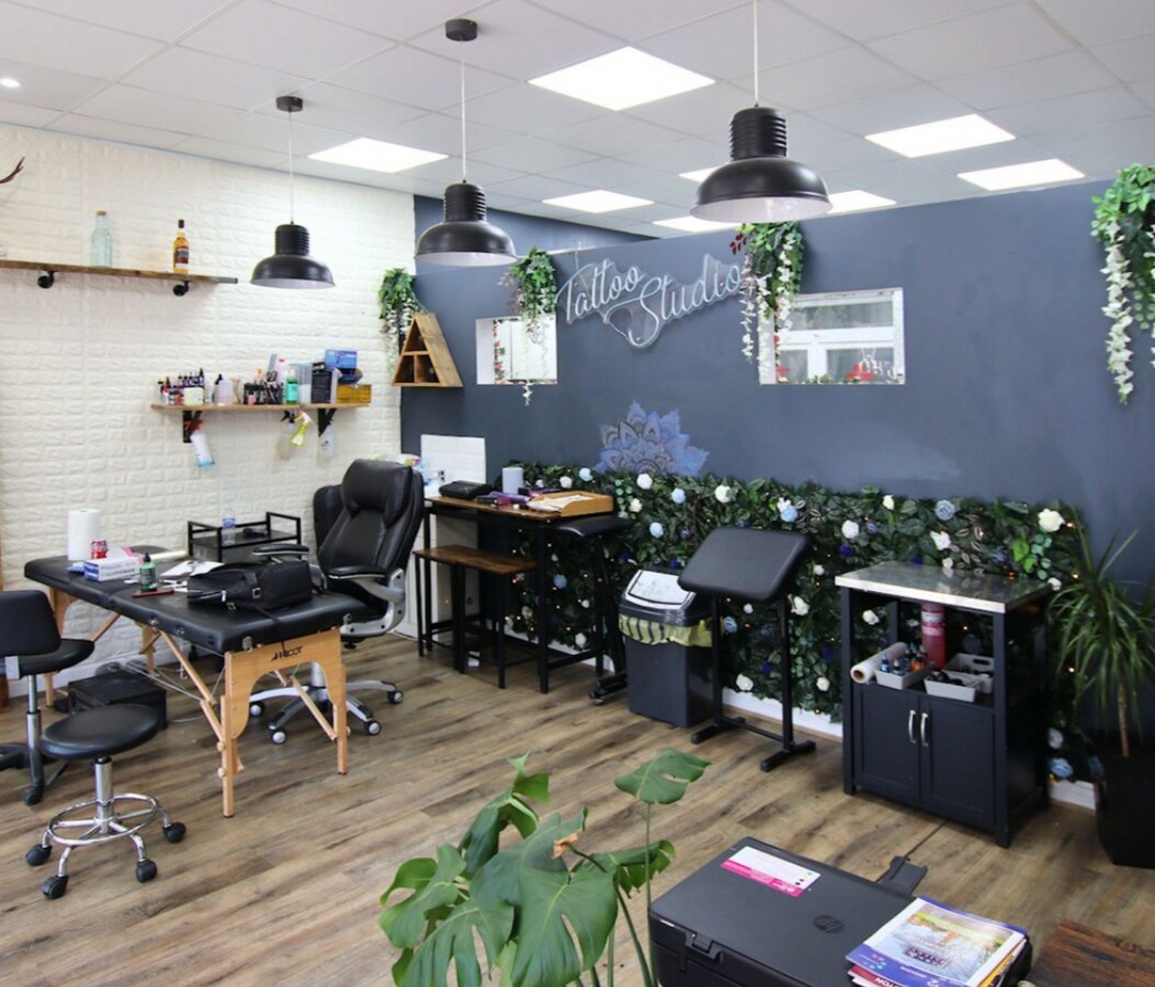 147-149A Addington Rd, South Croydon, LND CR2 8LH - Lot 147 -  - Photo intérieure - Image 1 of 6