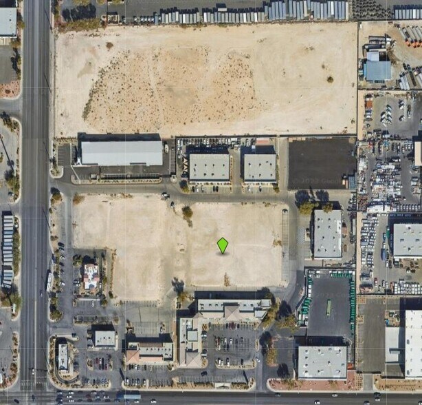 4364 E Craig Rd, Las Vegas, NV à louer - Photo de l’immeuble – Image 2 sur 13