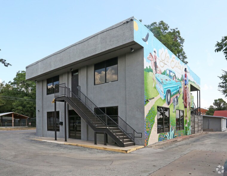 1000 E 51st St, Austin, TX à louer - Photo principale – Image 1 sur 17