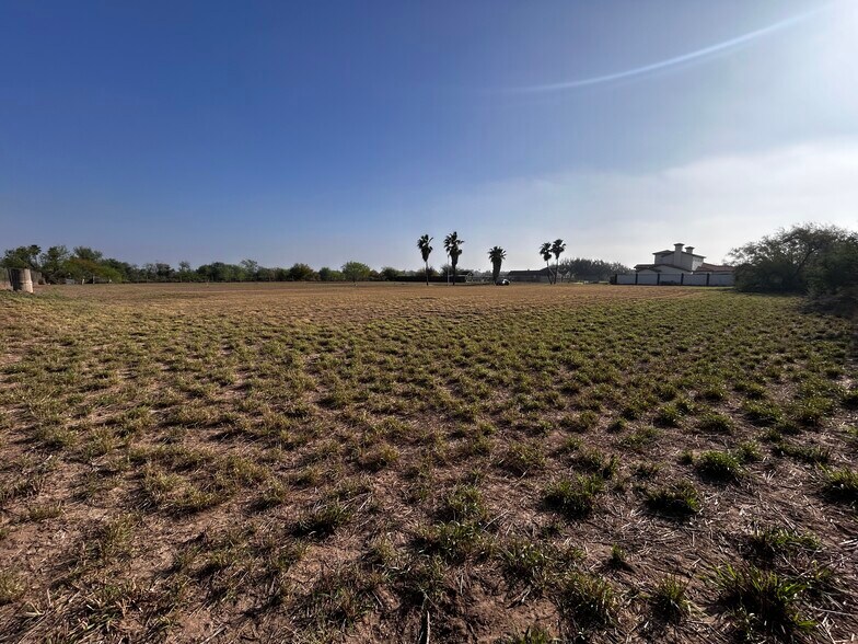 1400 Morales Dr, Mission, TX à vendre - Autre – Image 1 sur 14