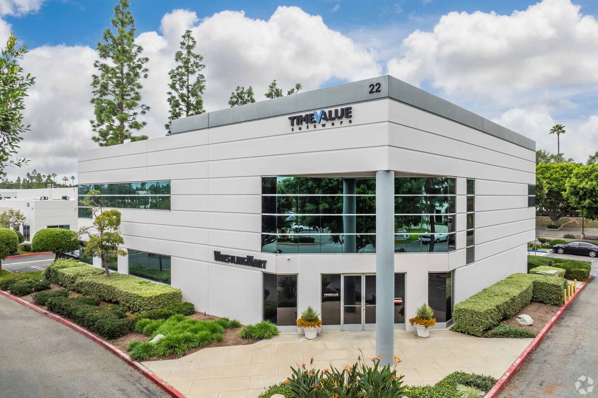 22 Mauchly Ave, Irvine, CA à louer Photo principale– Image 1 sur 5