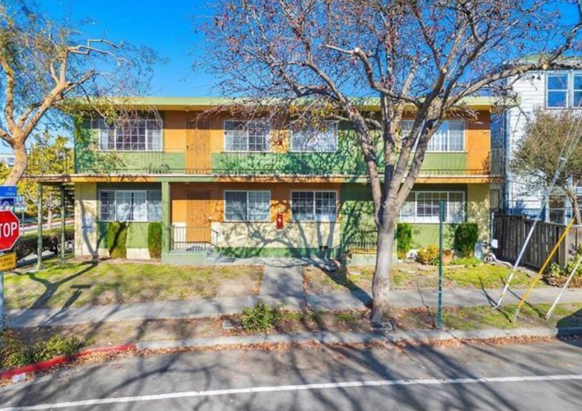 1298 63rd St, Emeryville, CA à vendre - Photo de l’immeuble – Image 3 sur 6