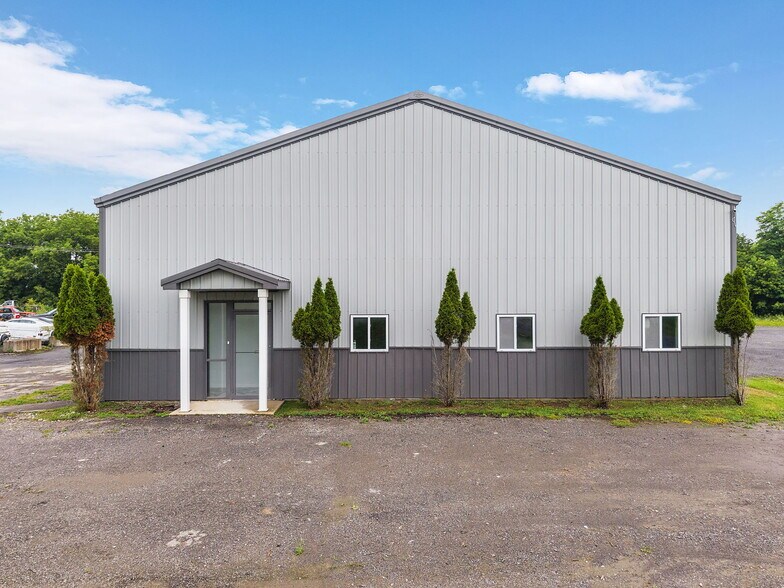 149 Barnerville Rd, Cobleskill, NY à vendre - Photo de l’immeuble – Image 2 sur 15