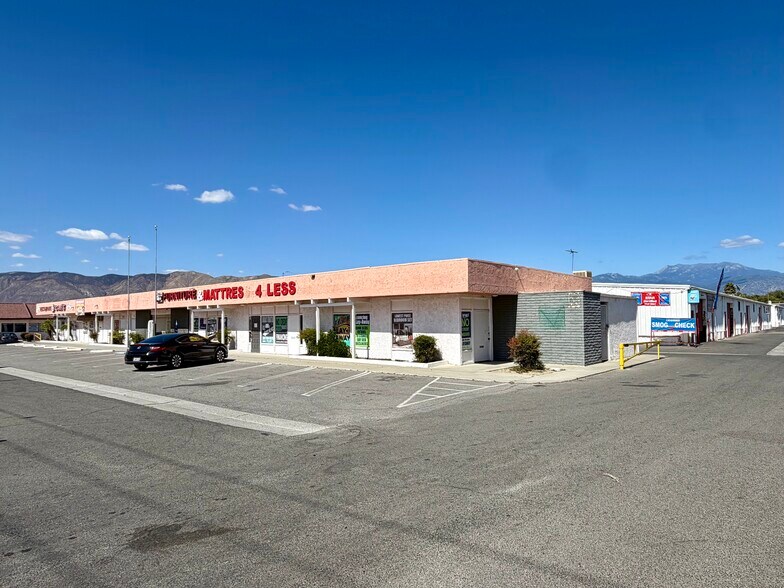 980 N State St, Hemet, CA à louer - Photo de l’immeuble – Image 2 sur 14