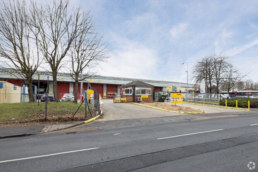 2 Millmarsh Ln, Enfield à louer - Photo de l’immeuble – Image 2 sur 4