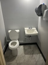 6011-6025 103rd St, Jacksonville, FL à louer Photo intérieure– Image 1 sur 7