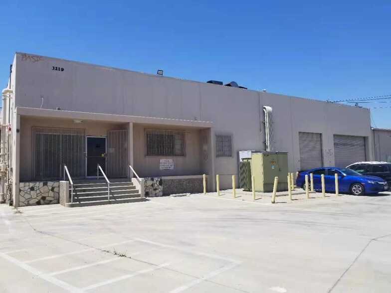 12224 Garvey Ave, El Monte, CA à louer - Photo principale – Image 2 sur 3