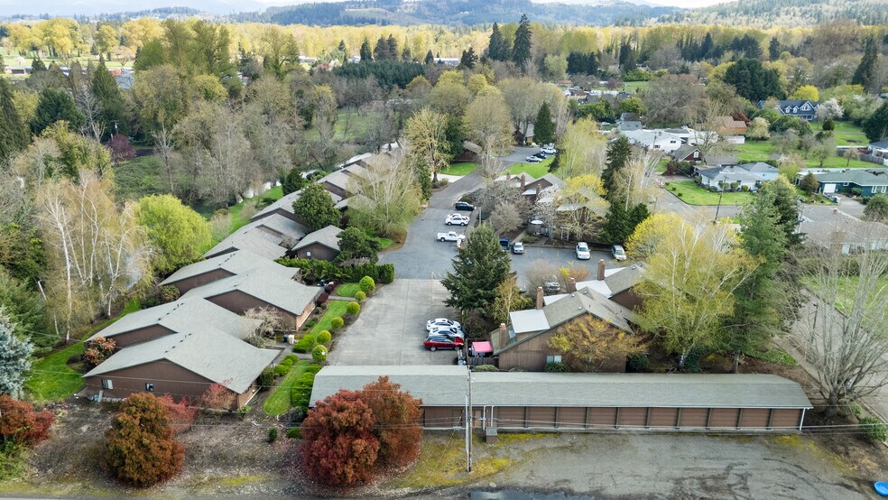 317 Wheeler St, Lebanon, OR à vendre - Photo de l’immeuble – Image 2 sur 28