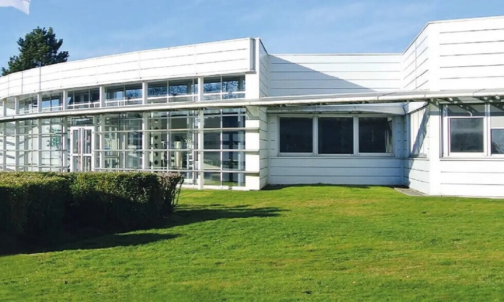 Industriel/Logistique dans Barentin à louer - Photo de l’immeuble – Image 1 sur 6