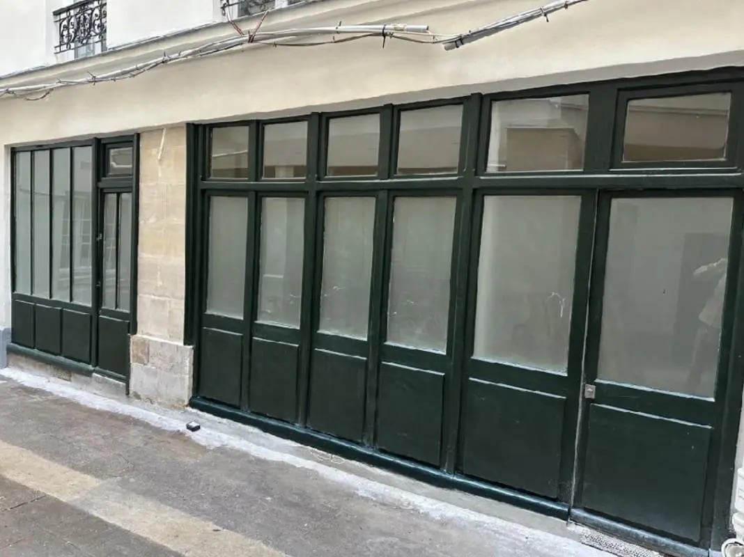 Local commercial dans Paris à louer Photo de l’immeuble– Image 1 sur 8