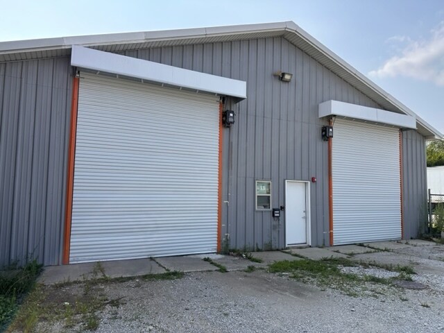14432 S California Ave, Posen, IL à louer Photo principale– Image 1 sur 9