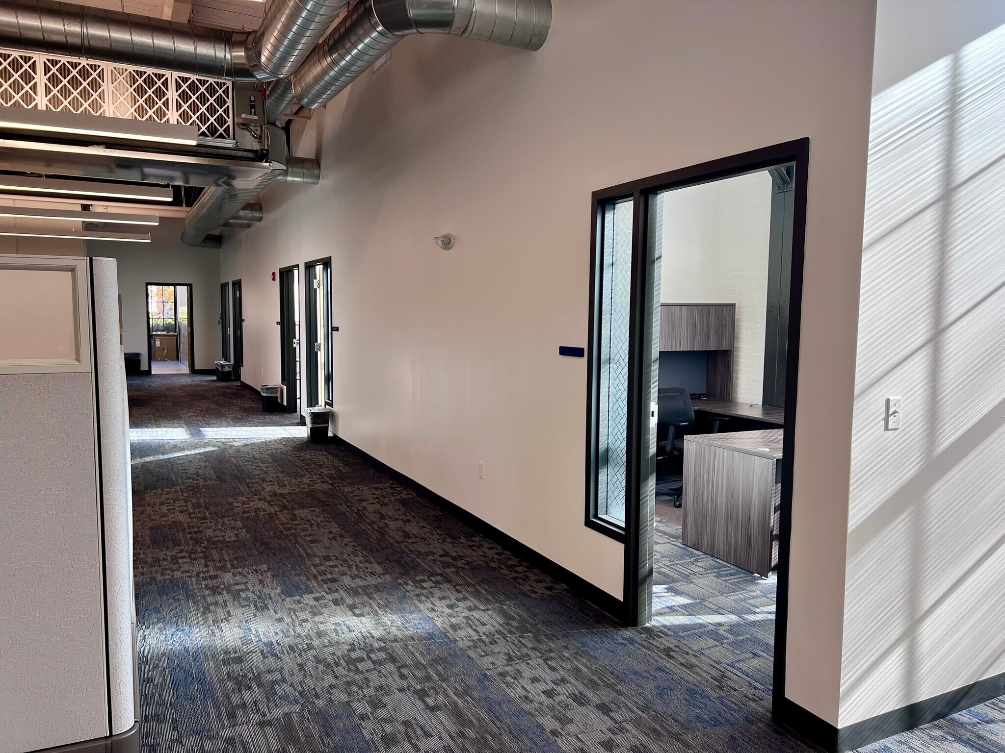 313-317 Iron Horse Way, Providence, RI à louer Photo intérieure– Image 1 sur 14