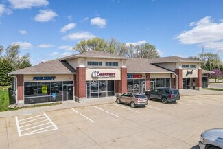 Plus de détails pour 8655-8675 Northpark Ct, Johnston, IA - Bureau, Local commercial à louer