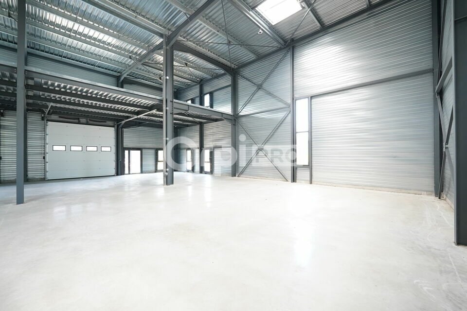 15 Rue Georges Charpak, Bourgoin-Jallieu à louer Photo de l’immeuble– Image 1 sur 9