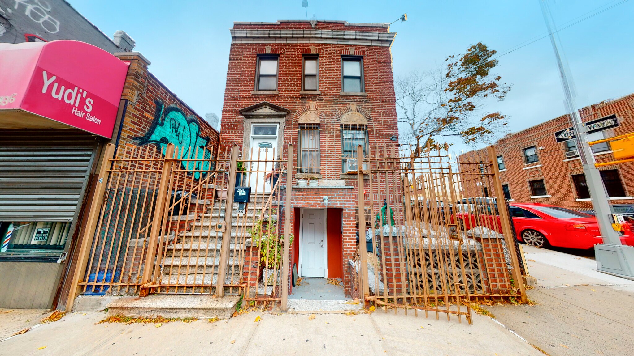 55-19 Metropolitan Ave, Ridgewood, NY à vendre Photo de l’immeuble– Image 1 sur 12