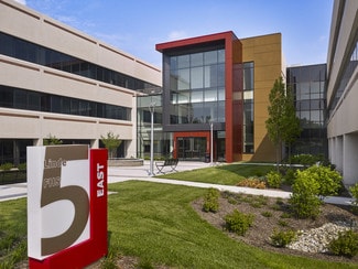 Plus de détails pour 325 Sentry Pky E, Blue Bell, PA - Bureau à louer