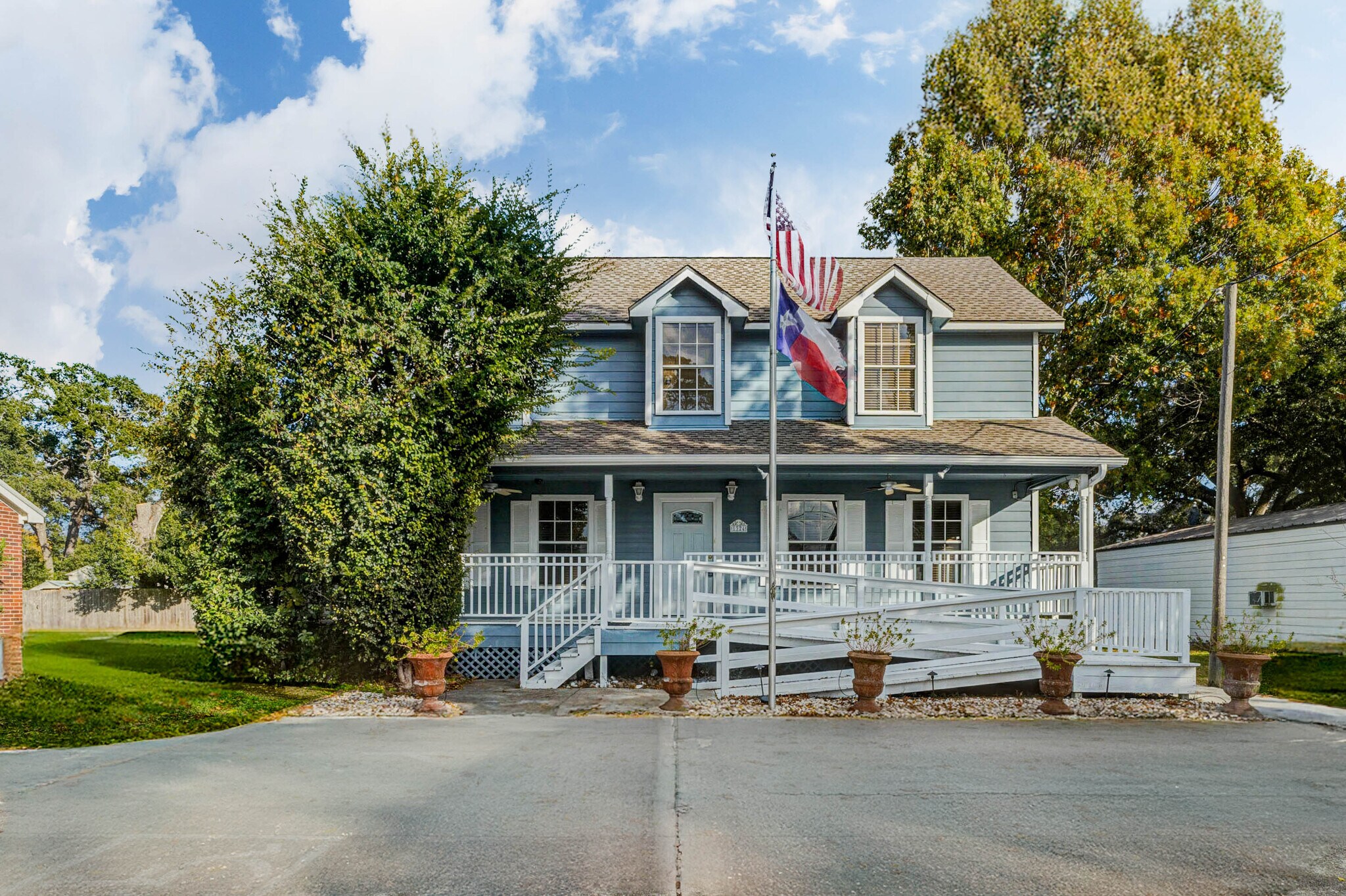 1324 Avenue D, Katy, TX à vendre Photo principale– Image 1 sur 44