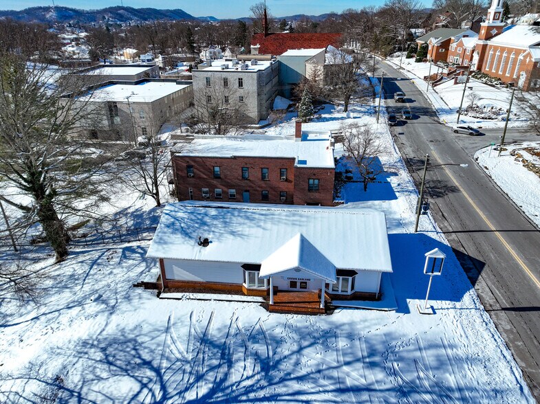 280 Euclid Ave, Bristol, VA à vendre - Photo de l’immeuble – Image 3 sur 43
