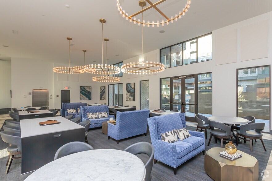 5255 Peachtree Blvd, Chamblee, GA à louer - Photo intérieure – Image 2 sur 32