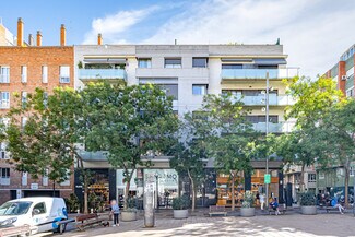Plus de détails pour Carrer de Vilarós, 7, Barcelone - Local commercial à louer