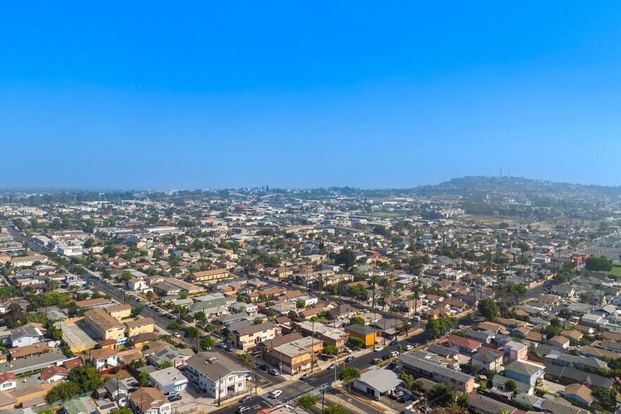 1001 E 20th St, Long Beach, CA à vendre - Photo de l’immeuble – Image 2 sur 20