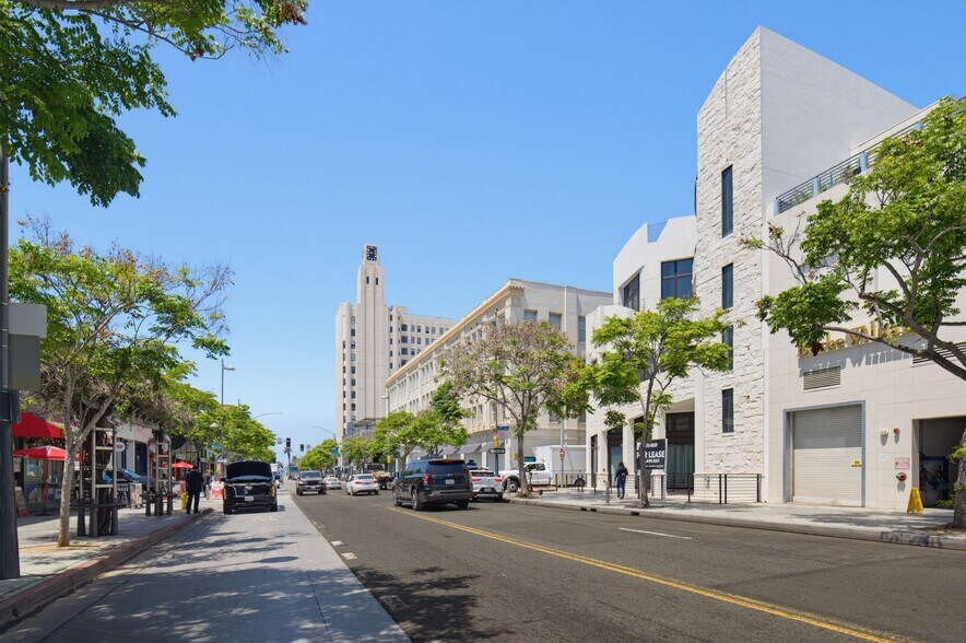 321 Santa Monica Blvd, Santa Monica, CA à louer - Photo de l’immeuble – Image 2 sur 7