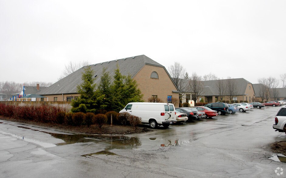 3885-3905 Berry Leaf Rd, Hilliard, OH à vendre - Photo de l’immeuble – Image 3 sur 3