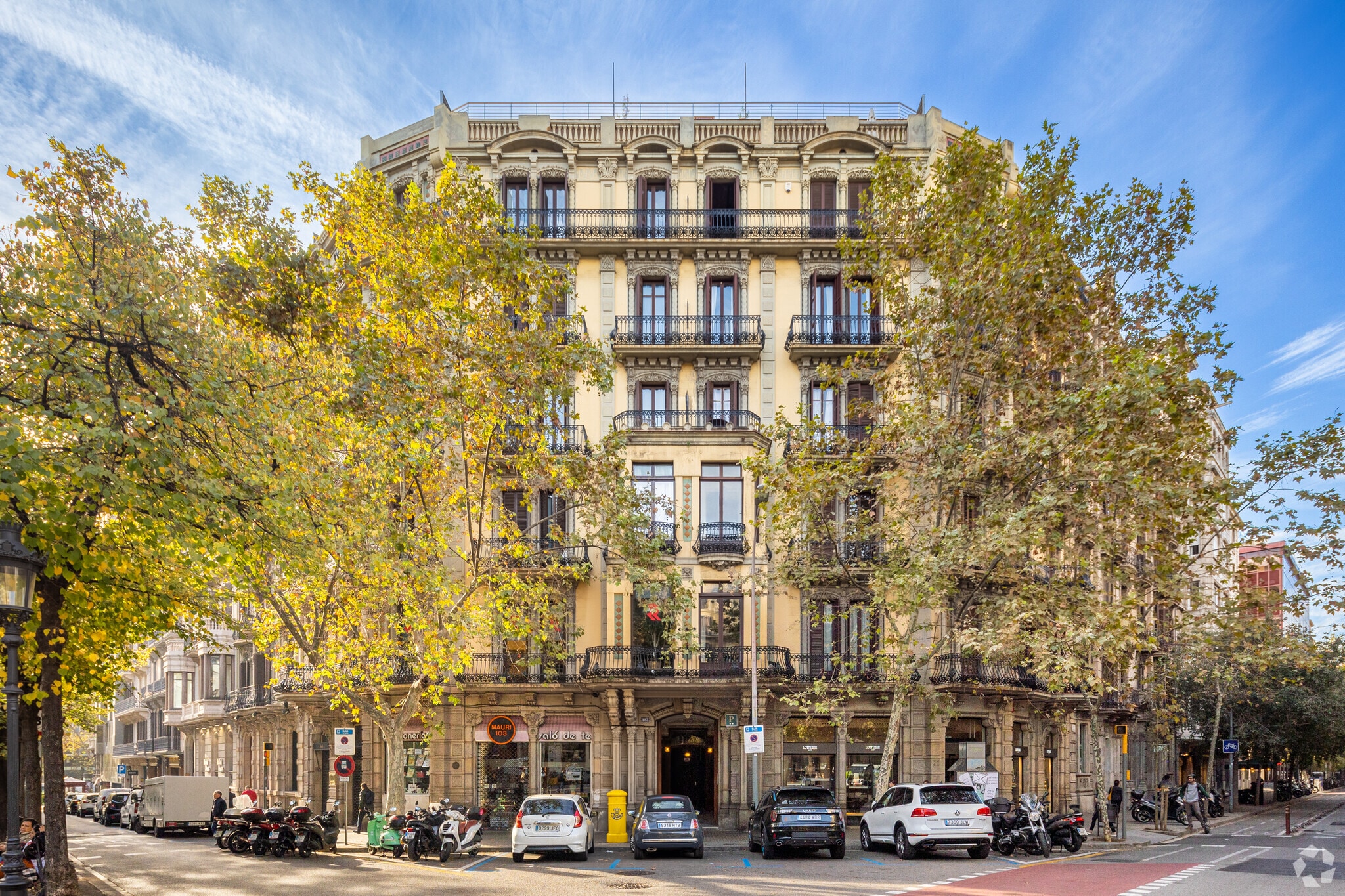 Local commercial dans Barcelone, Barcelona à louer Photo principale– Image 1 sur 4