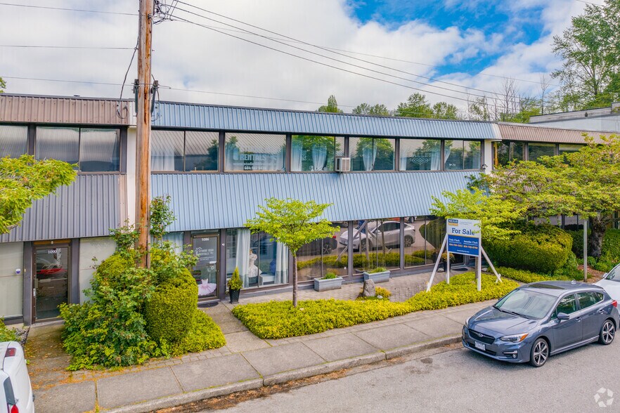 1086 W 3rd St, North Vancouver District, BC à louer - Photo de l’immeuble – Image 3 sur 7