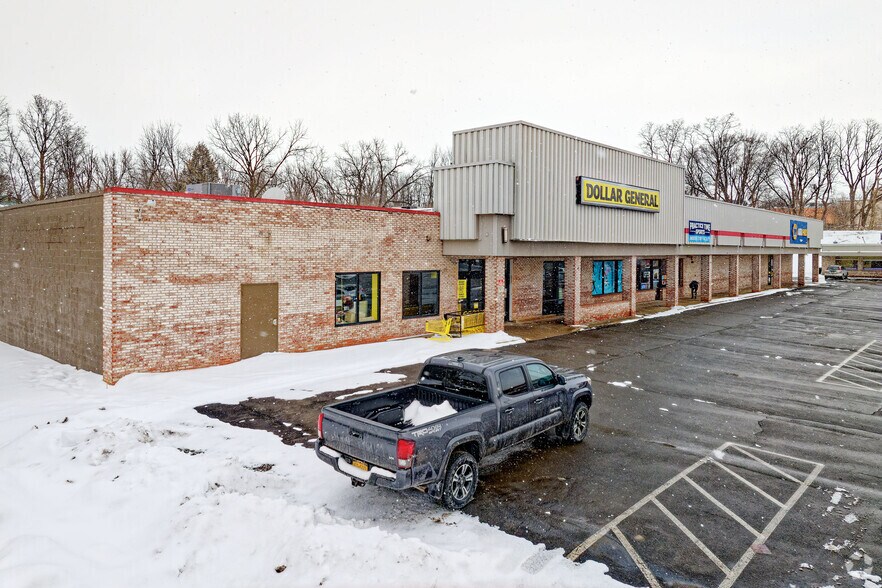 64-80 West Ave, Canandaigua, NY à vendre - Photo principale – Image 1 sur 5