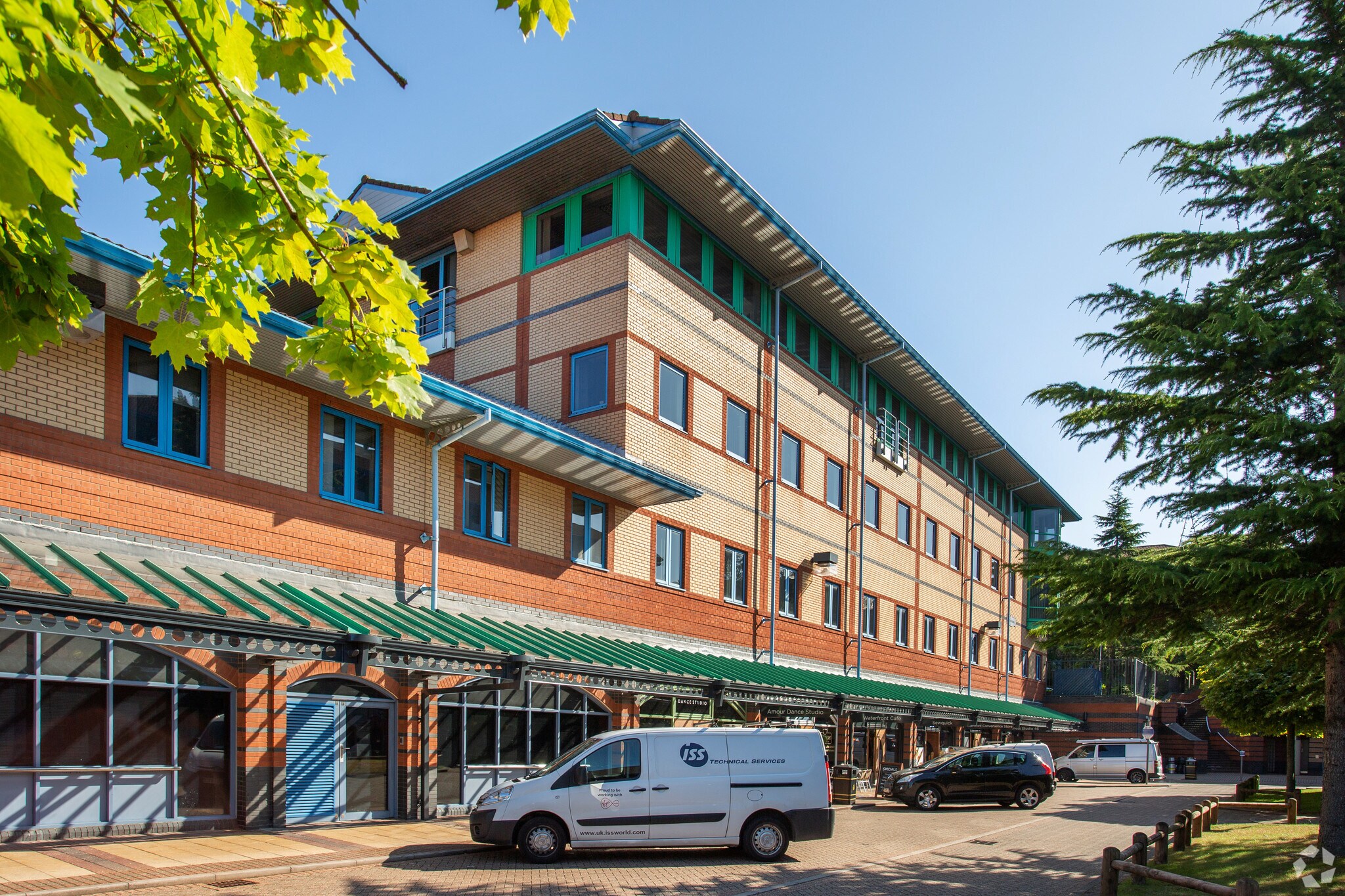 Waterfront E, Brierley Hill à louer Photo principale– Image 1 sur 5