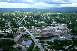 25 Winooski Falls Way, Winooski, VT à louer Photo intérieure– Image 1 sur 2