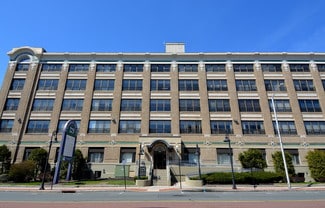 Plus de détails pour 225 N Main St, Bristol, CT - Bureau/Médical à louer