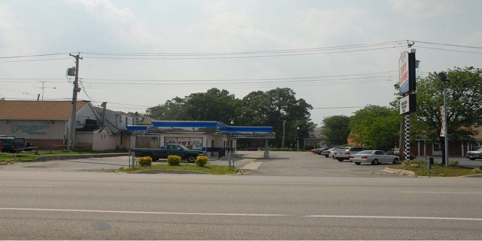 7352 Ritchie Hwy, Glen Burnie, MD à vendre - Photo de l’immeuble – Image 2 sur 2