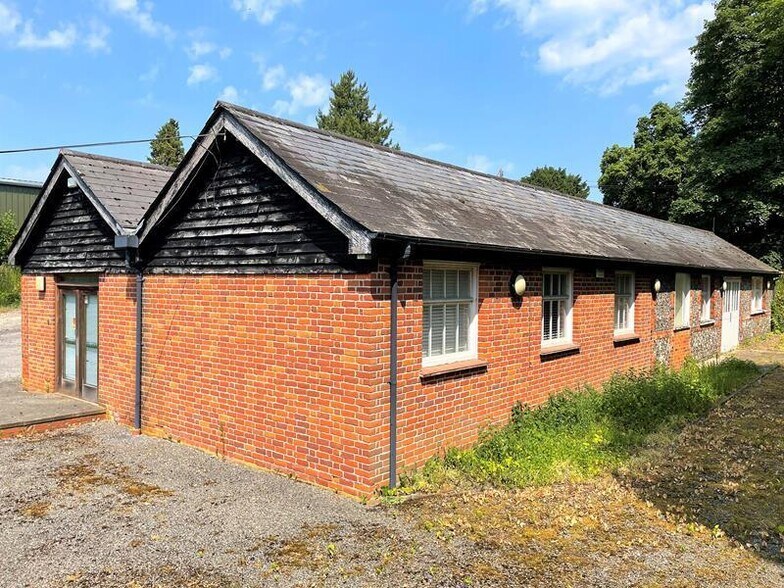Marlow Rd, Henley On Thames à louer - Photo de l’immeuble – Image 3 sur 4