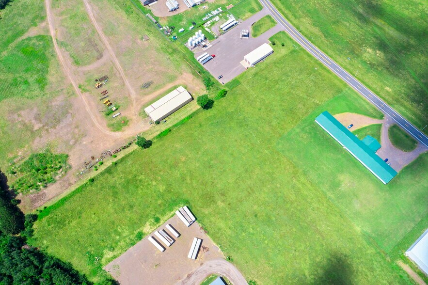 900 N Industrial Rd, Mora, MN à vendre - Photo de l’immeuble – Image 2 sur 30