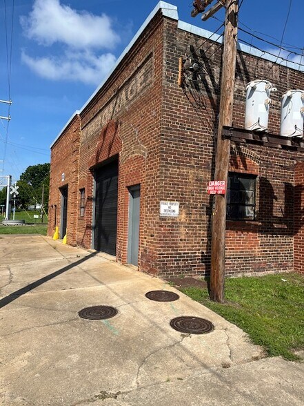 700 S Long St, Salisbury, NC à louer - Photo de l’immeuble – Image 2 sur 5
