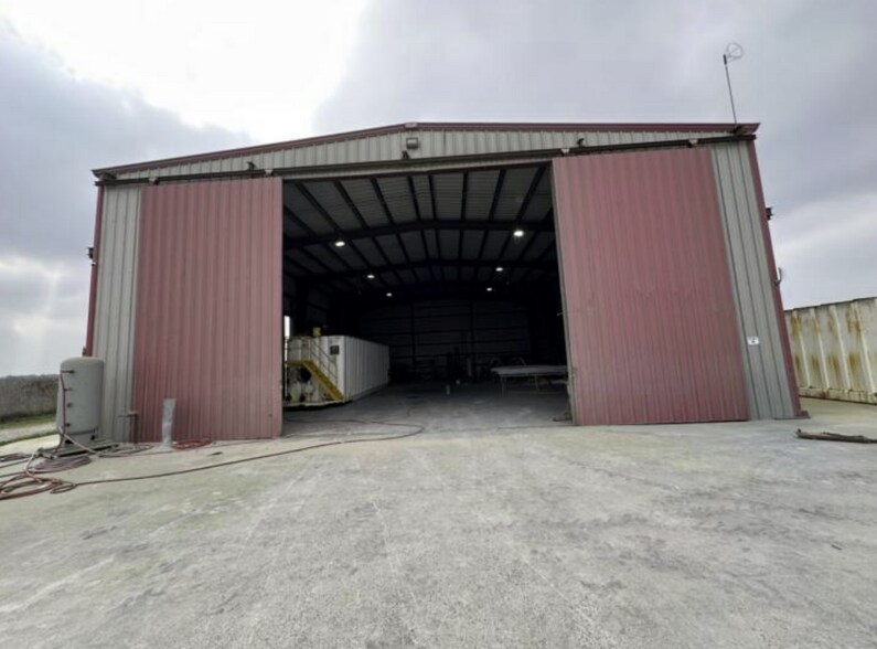 2651 Highway 44, Robstown, TX à vendre - Photo de l’immeuble – Image 2 sur 8