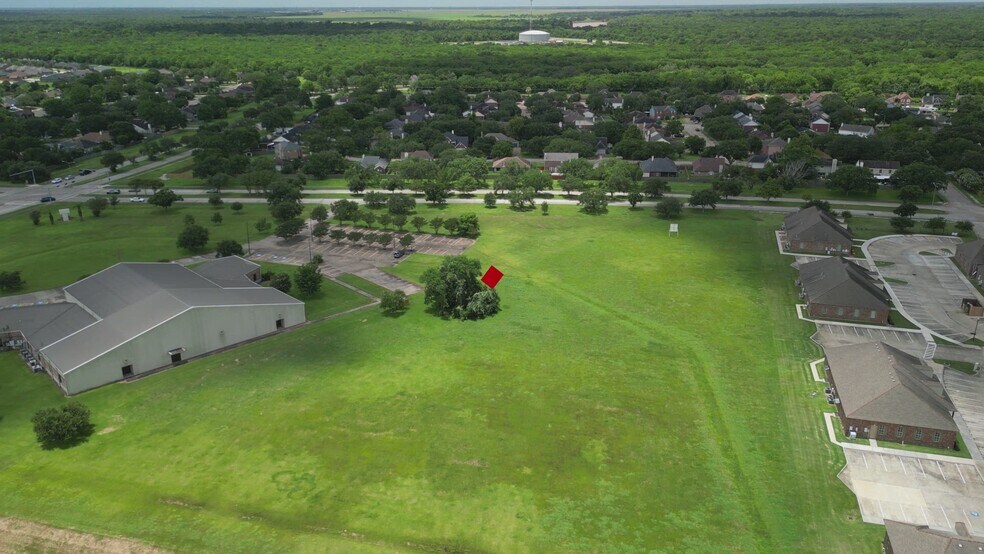 Lake Rd, Lake Jackson, TX à vendre - Vidéo sur l’annonce professionnelle – Image 2 sur 21
