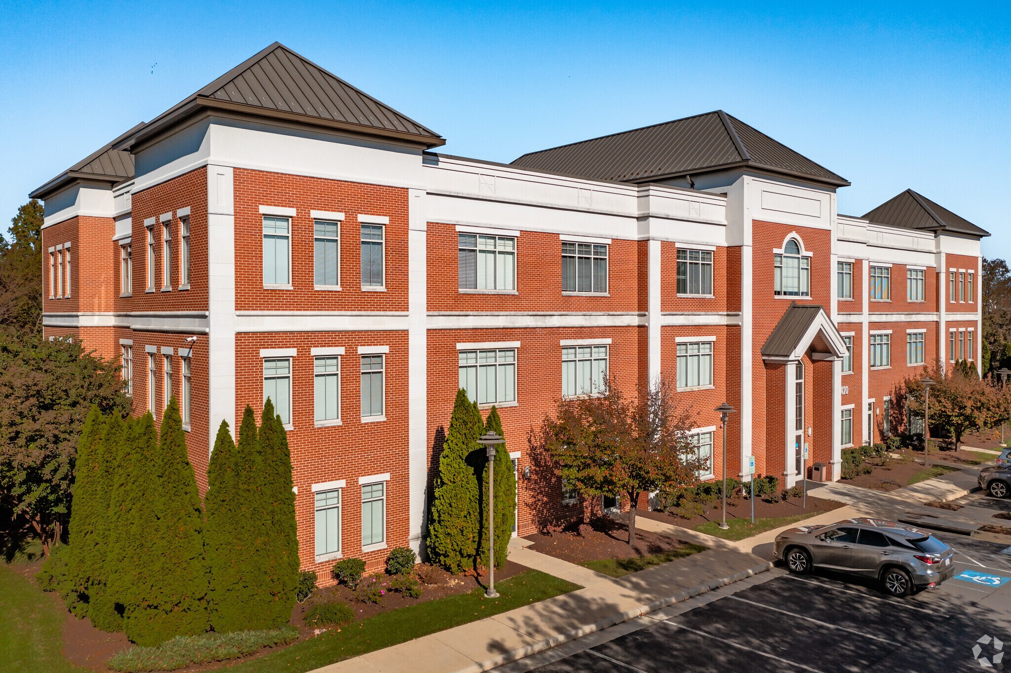 19420 Golf Vista Plz, Leesburg, VA à vendre Photo principale– Image 1 sur 40