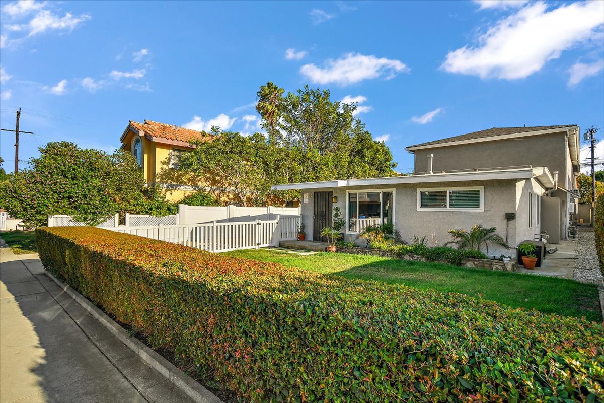 2226 Voorhees Ave, Redondo Beach, CA à vendre Photo principale– Image 1 sur 41