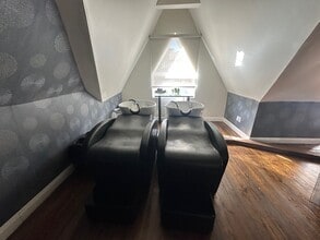 131 Avenue Rd, Toronto, ON à louer Photo intérieure– Image 2 sur 7