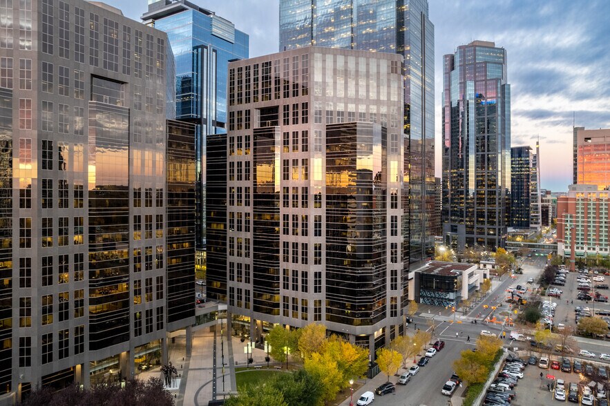 250 2nd St SW, Calgary, AB à louer - Photo principale – Image 1 sur 11
