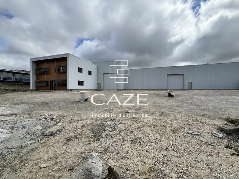 Industriel/Logistique dans Bassens à louer - Photo de l’immeuble – Image 3 sur 8