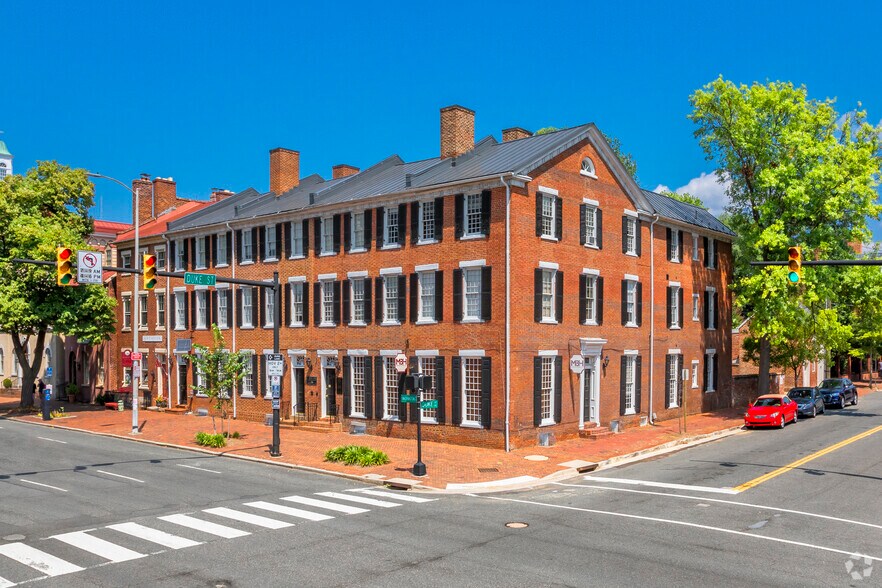 228 S Washington St, Alexandria, VA à vendre - Photo de l’immeuble – Image 1 sur 41